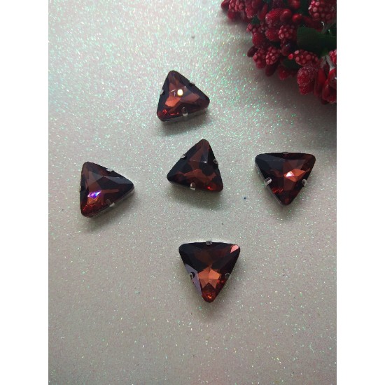 Стразы в цапах "Треугольник" 18 мм цв. винный, цена за 1 шт